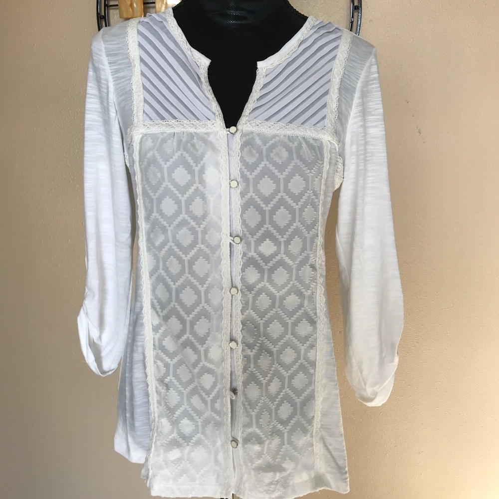 NY COLLECTION Semi-sheer lace front blouse
